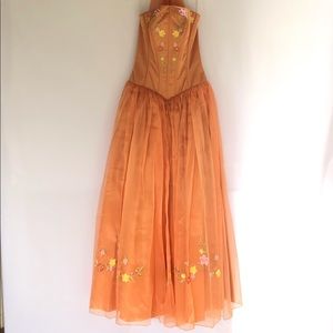 This Orange Quinseanera / Prom dress